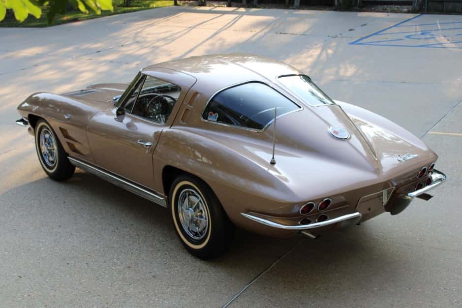1963 Chevrolet Corvette C2 sold for $225,000