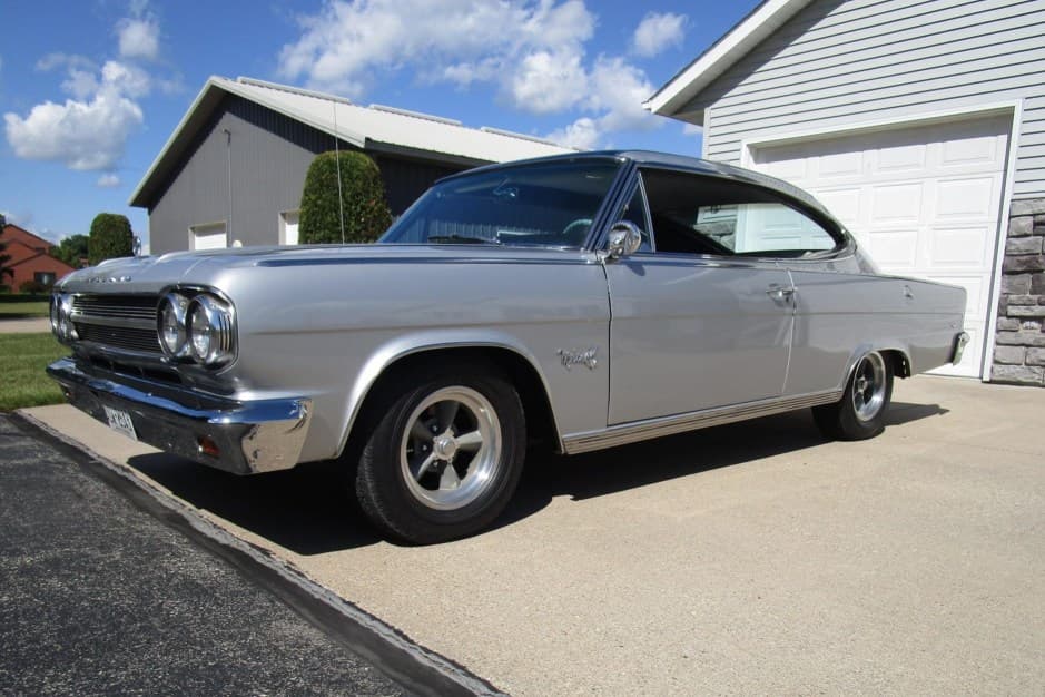 1965 AMC & Rambler Marlin sold for $10,750