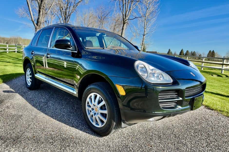 2006 Porsche 955/957 Cayenne (2003-2010) sold for $16,455