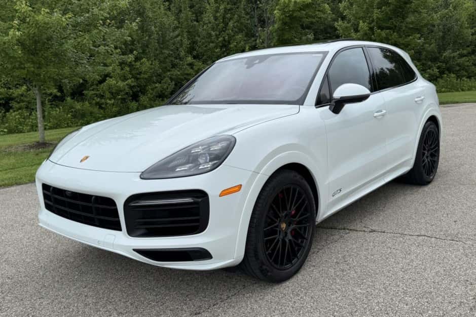 2022 Porsche 9Y0/9Y3 Cayenne (2019-) sold for $68,500