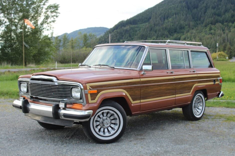 1982 Jeep SJ Wagoneer sold for $25,000