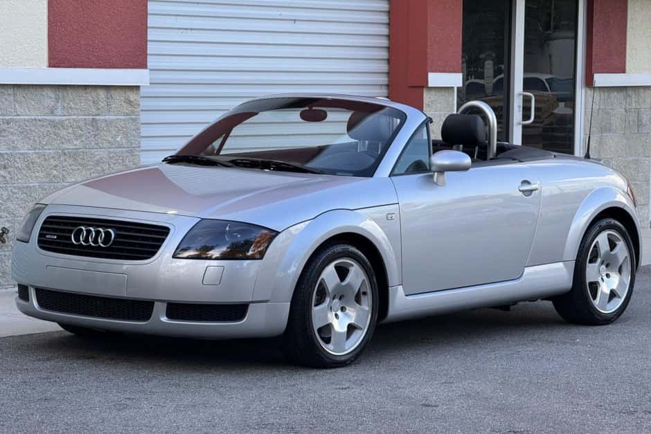 2001 Audi TT sold for $9,824