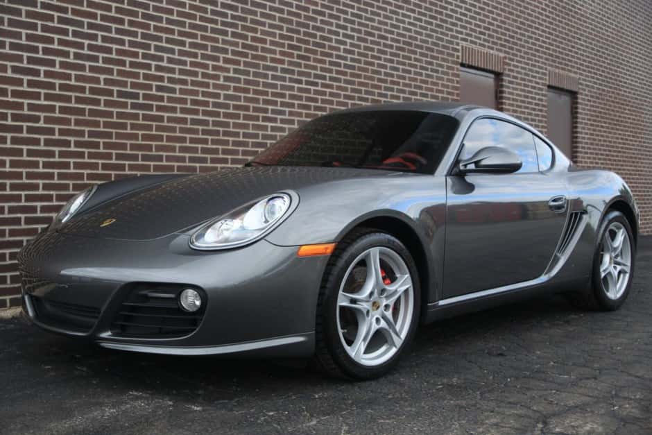 2012 Porsche 987 Cayman sold for $44,250