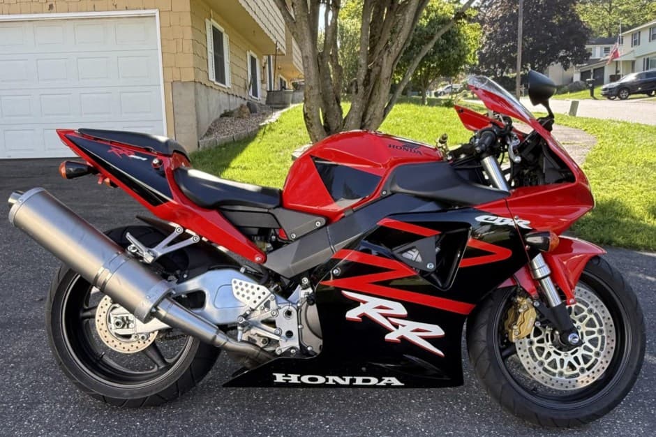 2002 Honda CBR sold for $6,200