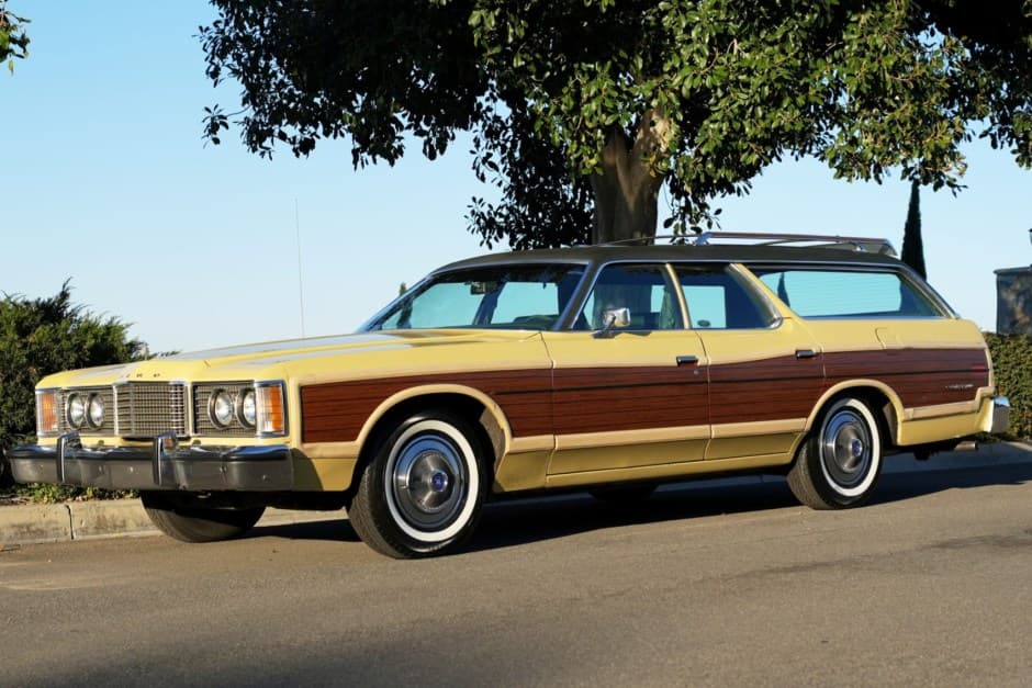 1974 Ford LTD sold for $18,000