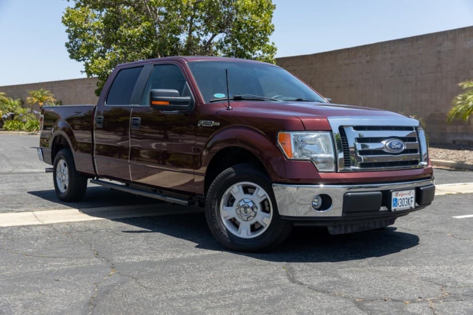 2010 Ford F-150 (2009-2014) sold for $21,000