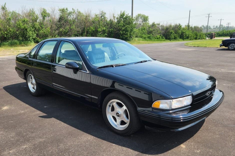 1994 Chevrolet Impala SS (1994-1996) sold for $15,000