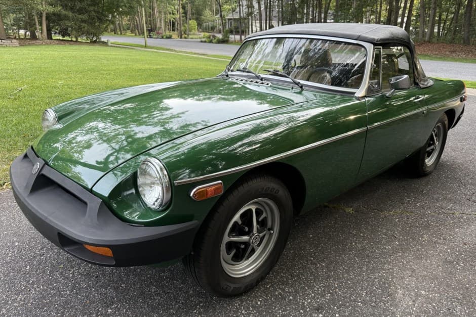 1979 MG MGB sold for $7,000