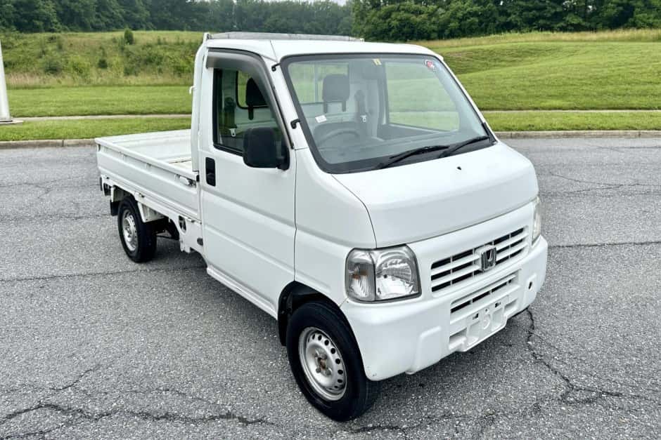 2000 Honda Acty sold for $11,750