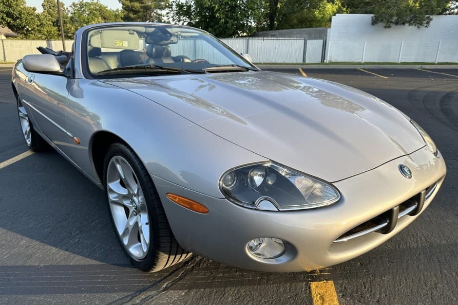 2003 Jaguar XK8 sold for $9,600