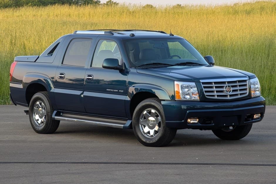 2005 Cadillac Escalade & EXT GMT800 (2002-2006) sold for $40,000