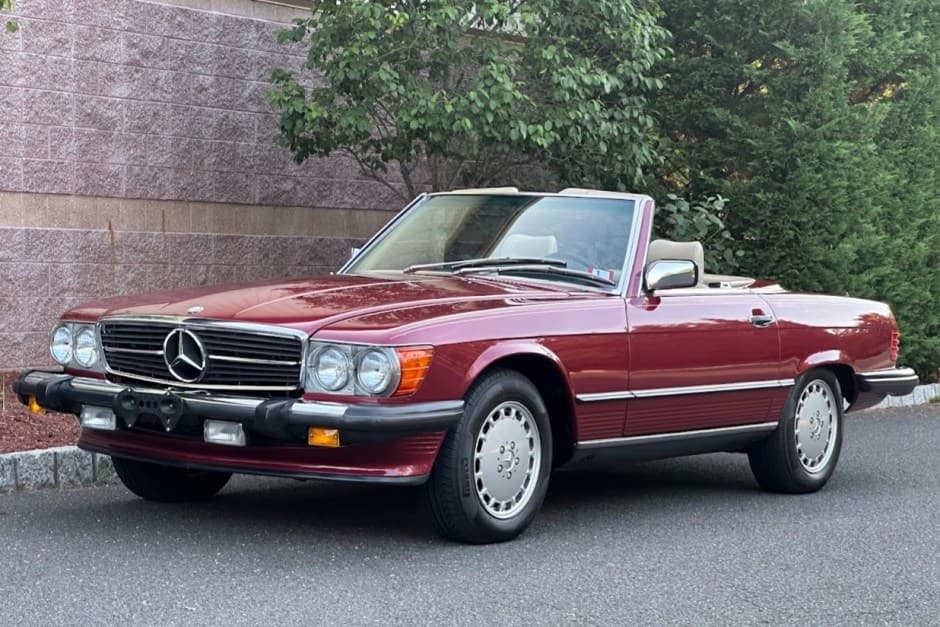 1989 Mercedes-Benz R107 SL sold for $65,000