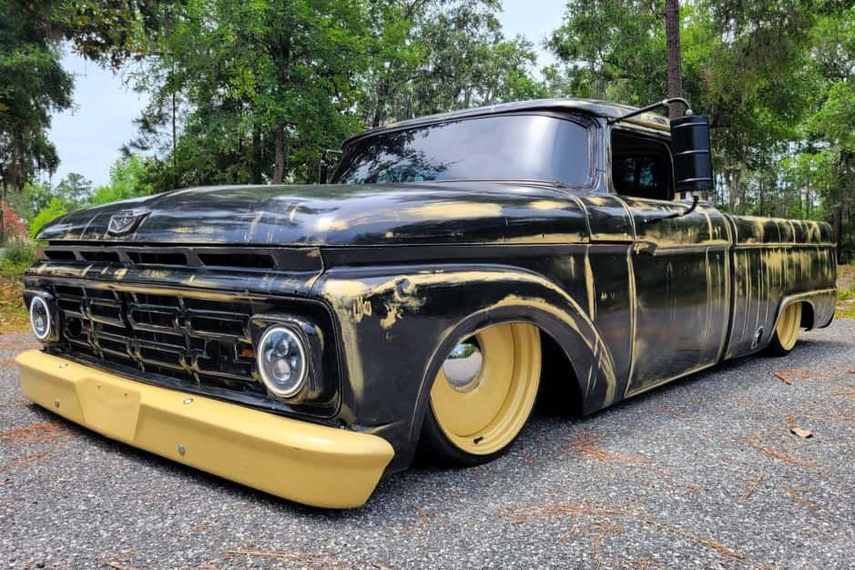 1964 Ford F-Series 1961-1966 sold for $8,700