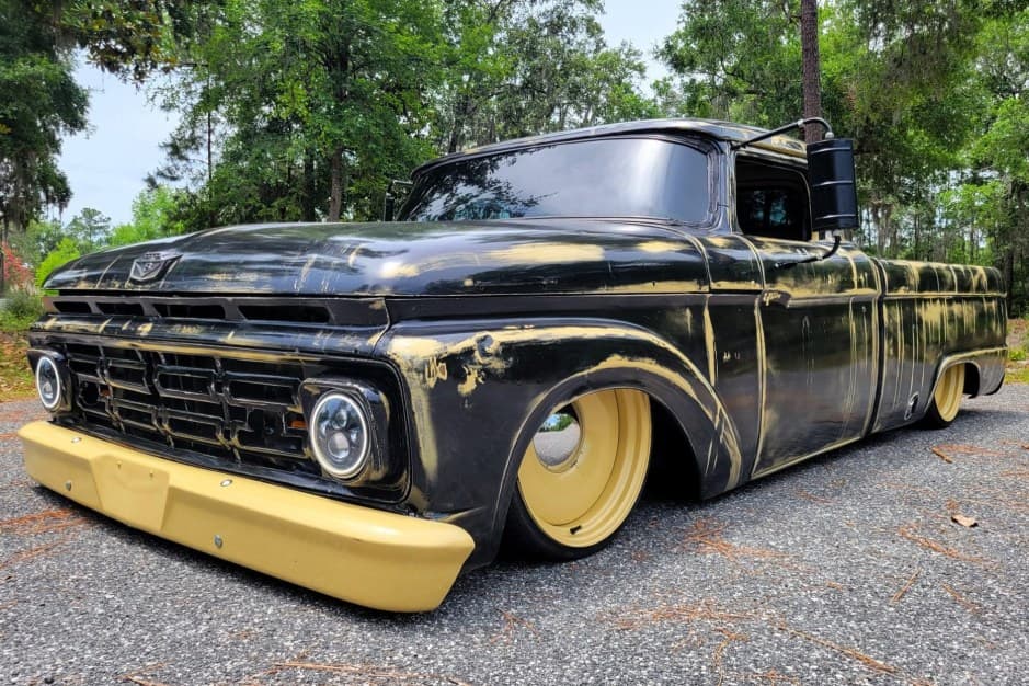 1964 Ford F-Series 1961-1966 sold for $8,700