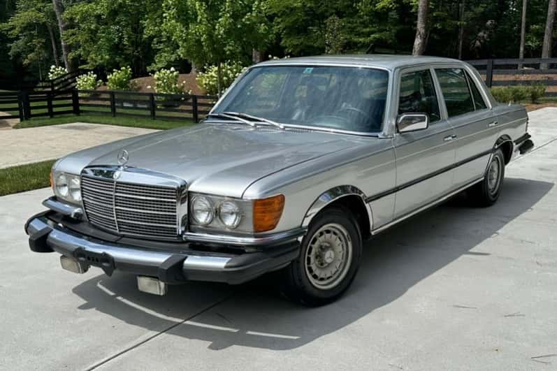 1977 Mercedes-Benz W116 S-Class sold for $8,700