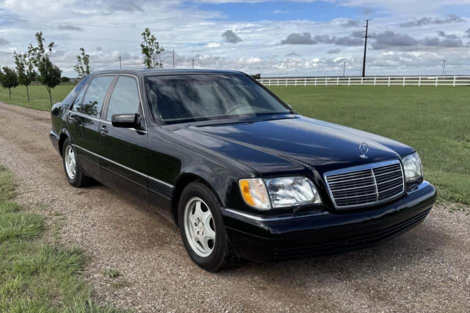 1998 Mercedes-Benz W140 S-Class sold for $8,333