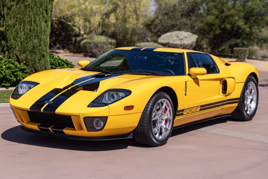 2005 Ford GT 1st Generation sold for $490,000