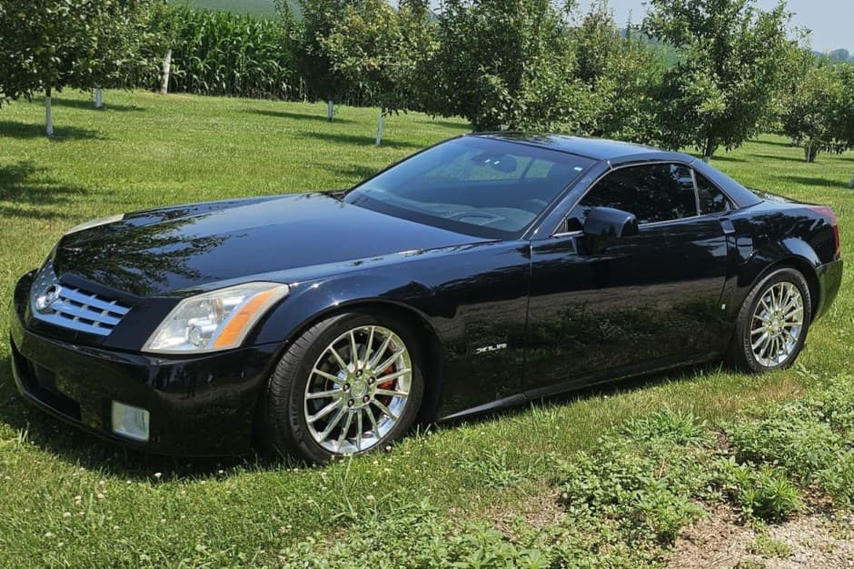 2007 Cadillac XLR sold for $10,500