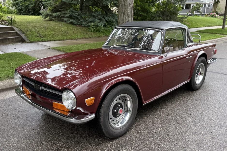 1970 Triumph TR6 sold for $11,000
