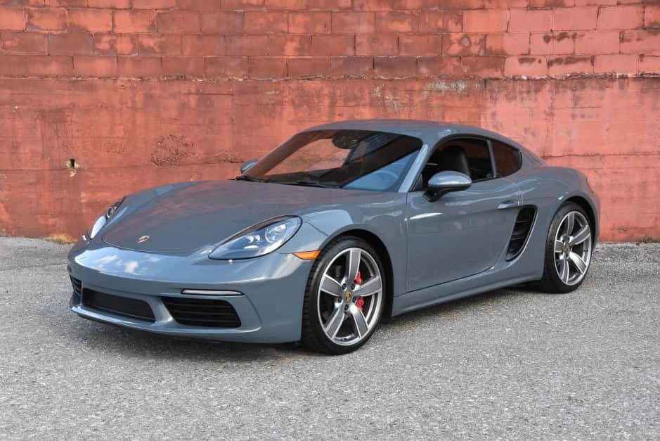 2018 Porsche 982 718 Cayman sold for $43,000