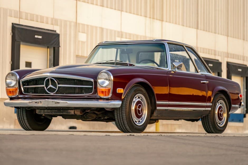 1971 Mercedes-Benz W113 SL sold for $63,000