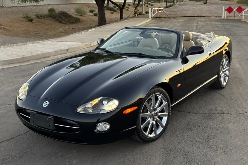 2006 Jaguar XK8 sold for $18,250