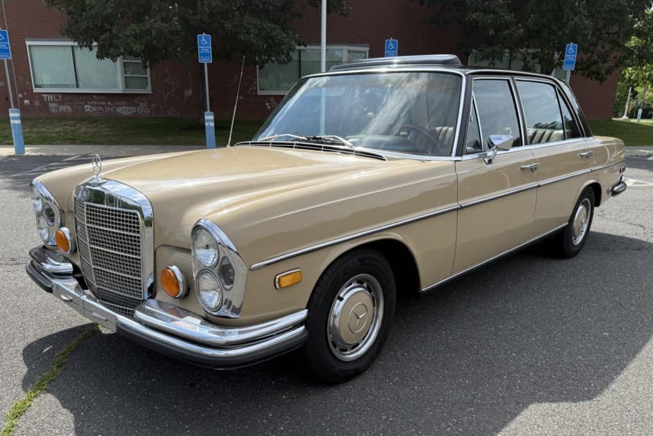 1973 Mercedes-Benz W108 & W109 sold for $13,000