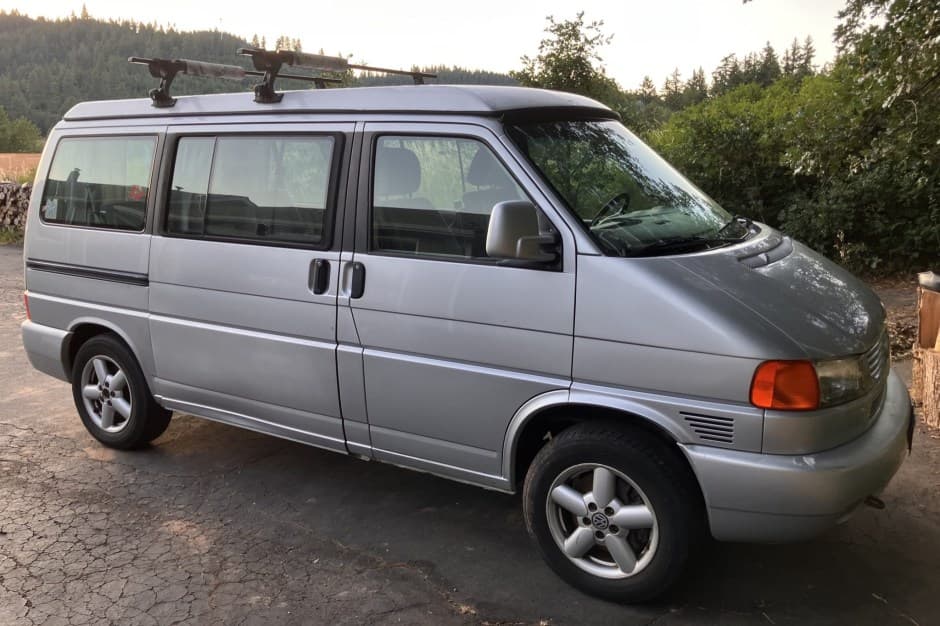 2002 Volkswagen EuroVan sold for $2,100