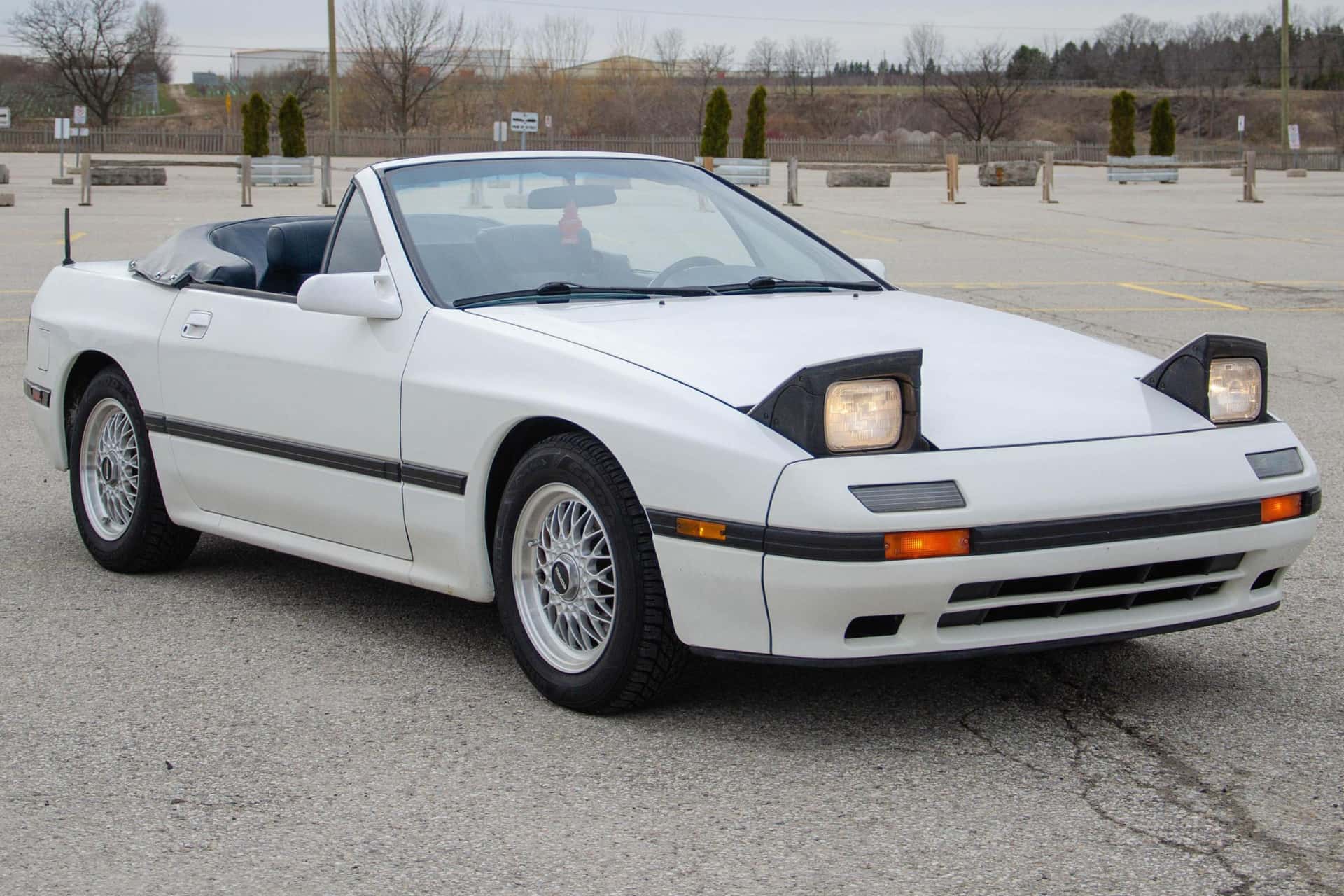 1988 Mazda FC RX-7 sold for $8,100