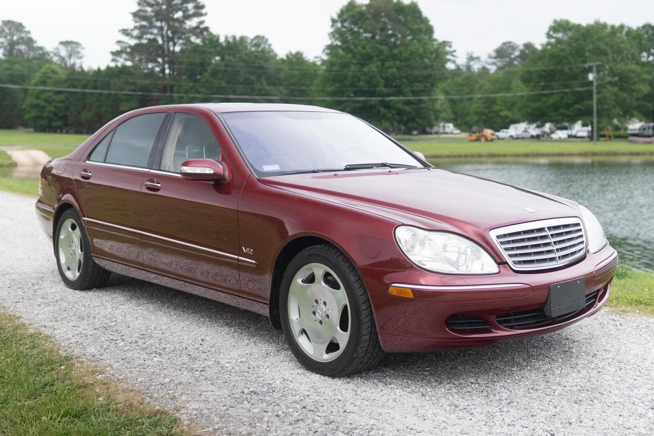 2003 Mercedes-Benz S-Class sold for $7,950