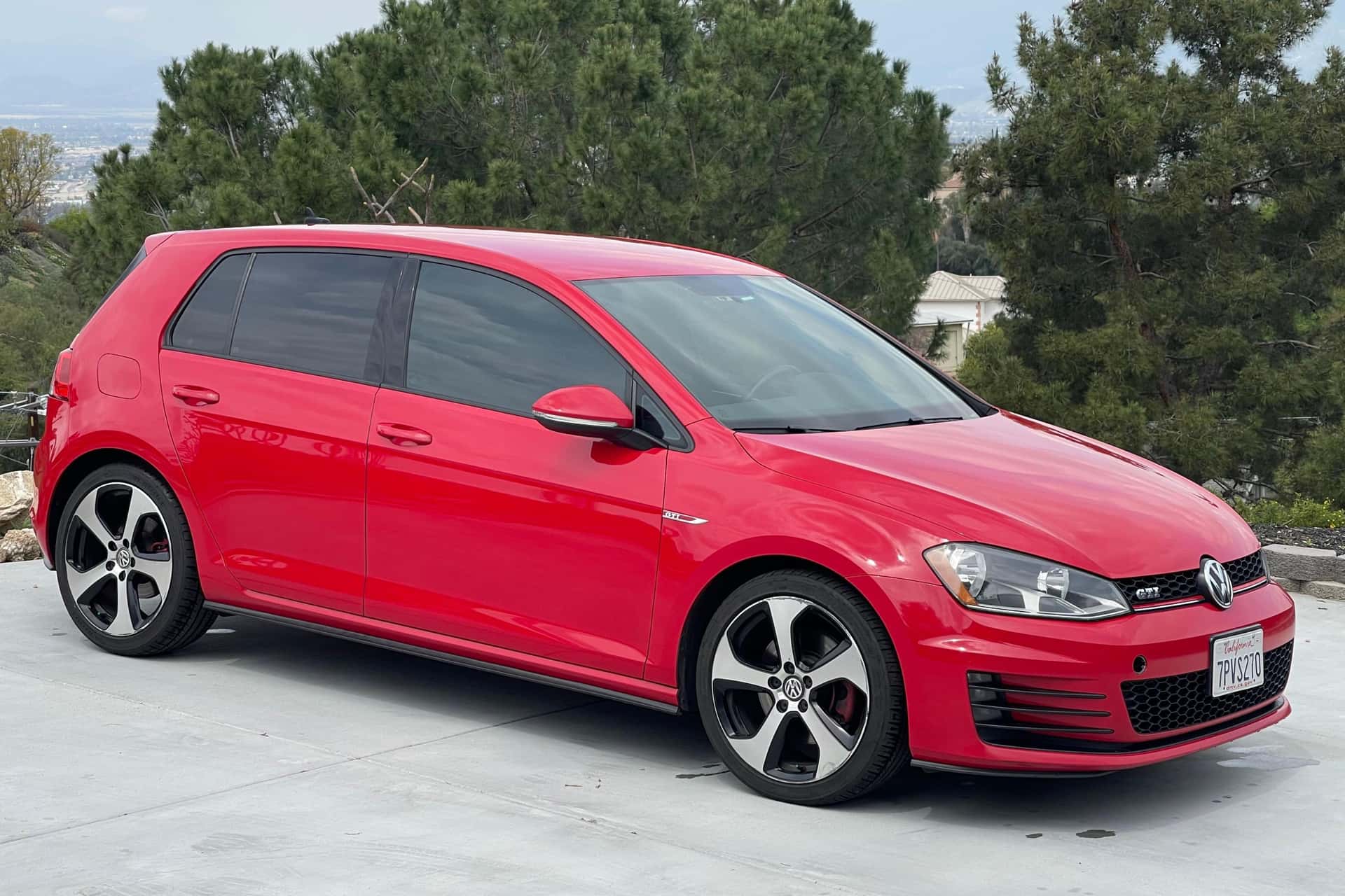 2016 Volkswagen Mk7 GTI sold for $7,854