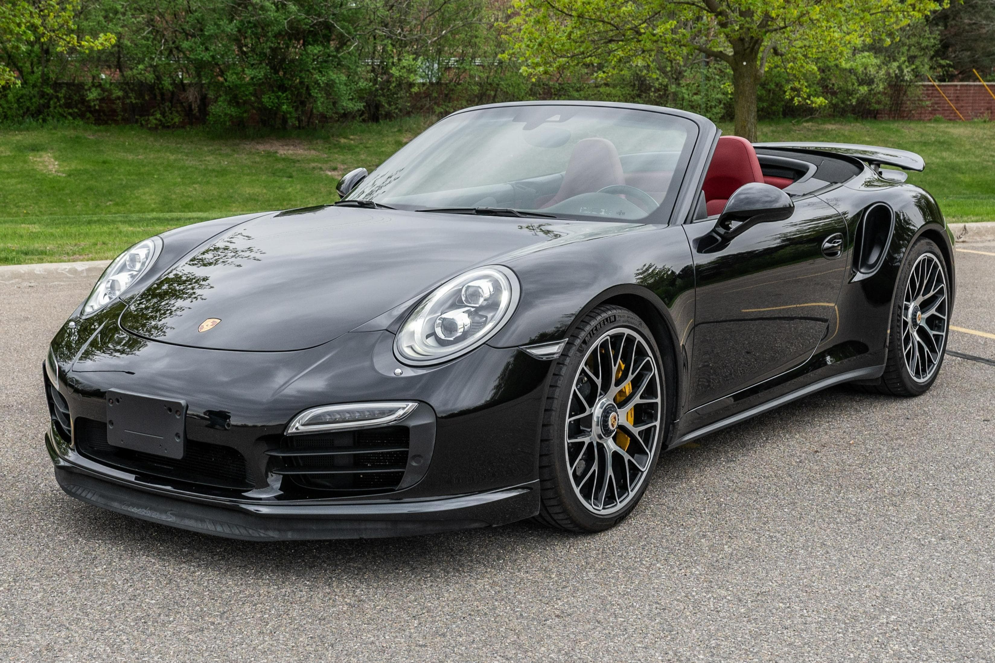 2015 Porsche 991 911 sold for $97,500