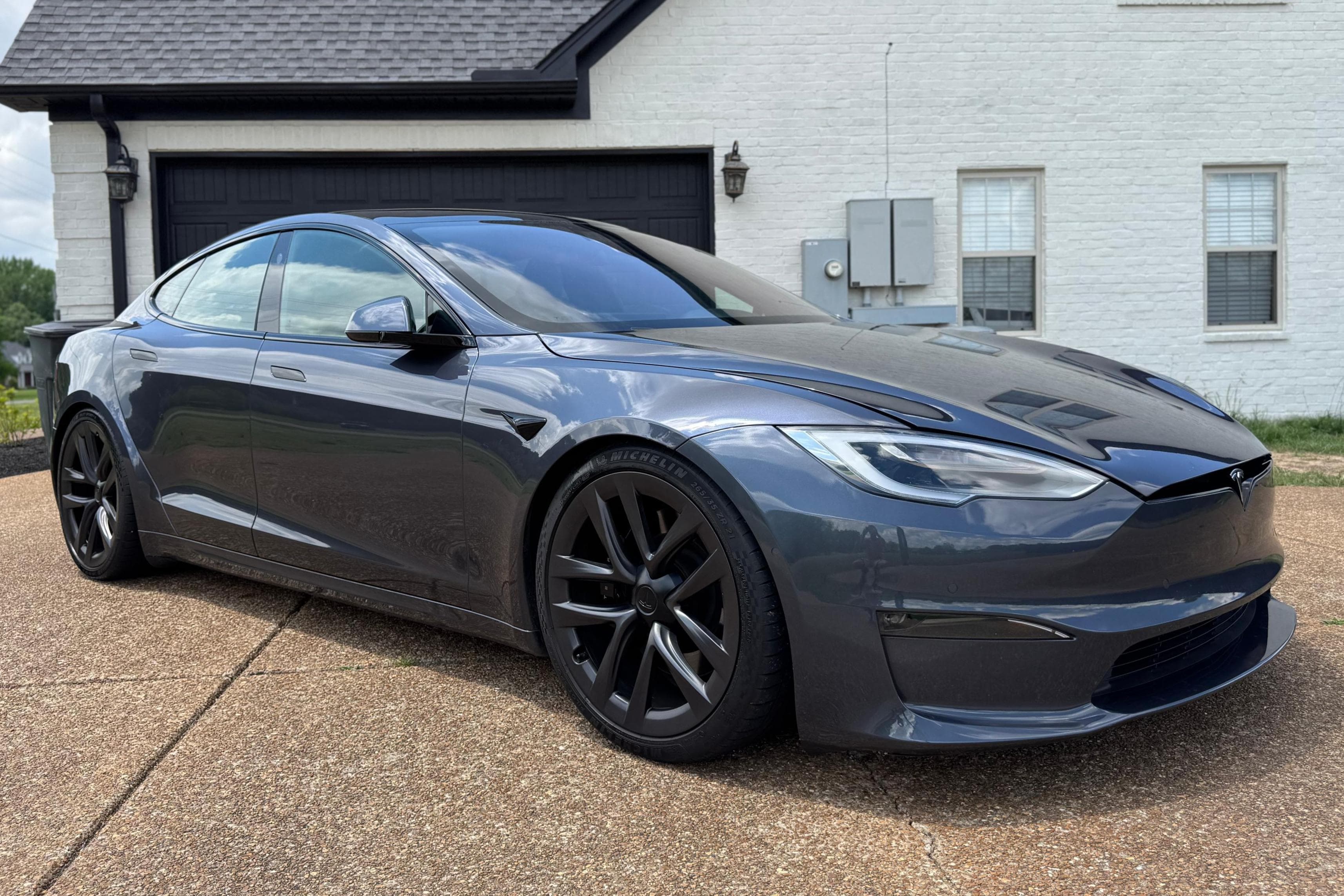 2021 Tesla Model S sold for $40,250