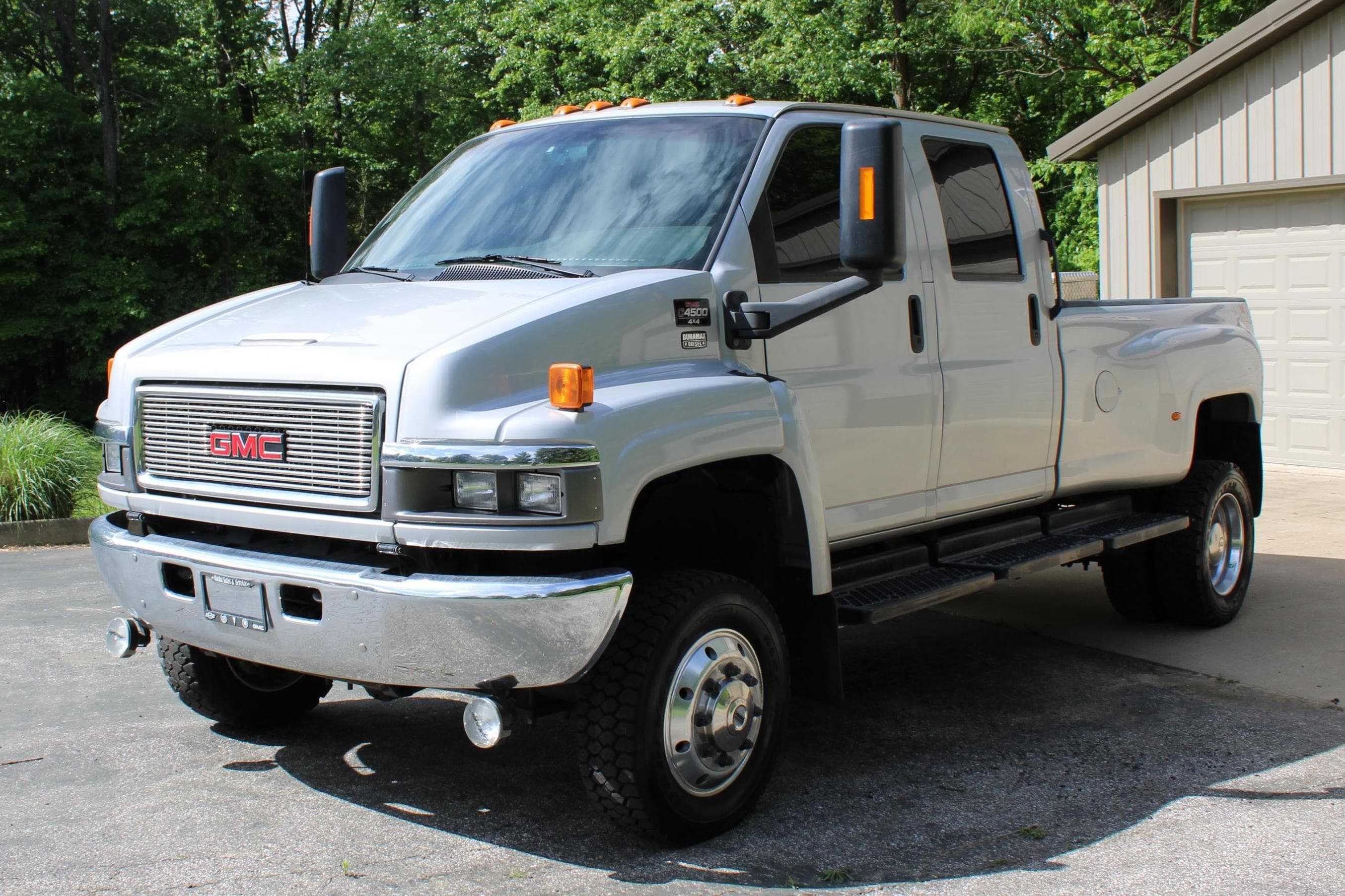 2005 GMC TopKick sold for $58,000