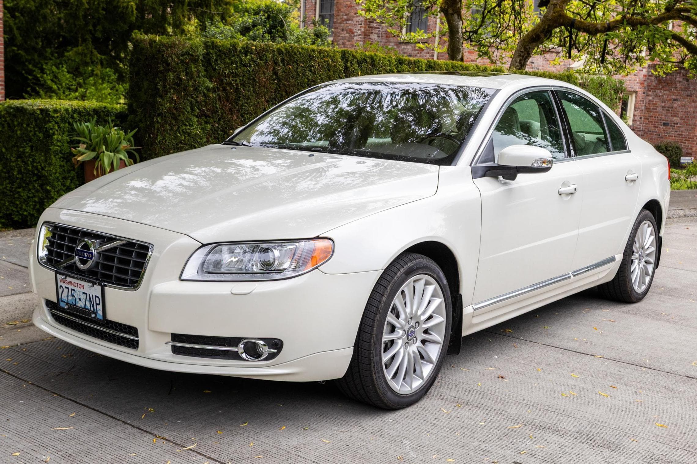 2010 Volvo S80 sold for $22,750