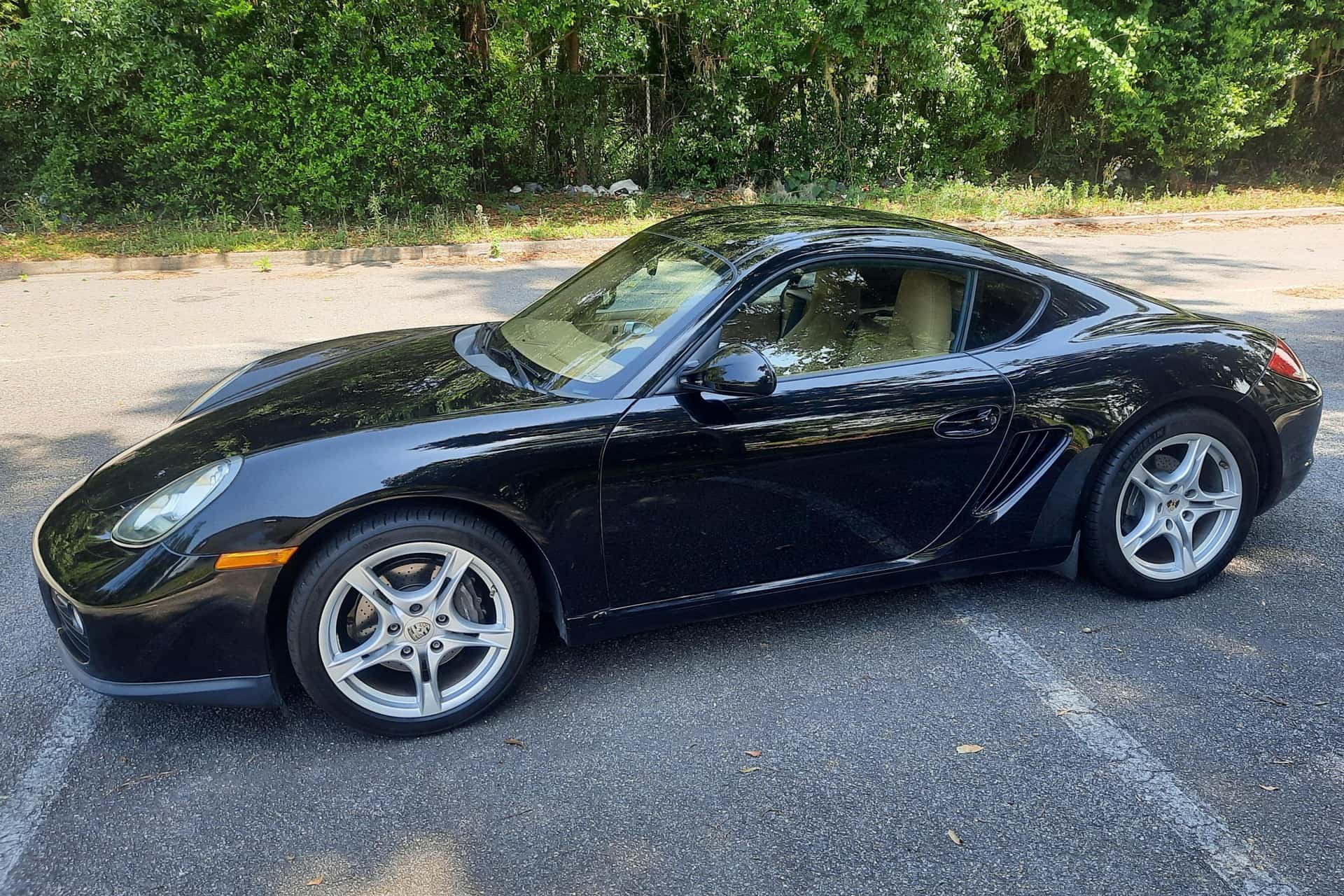 2009 Porsche 987 Cayman sold for $24,500