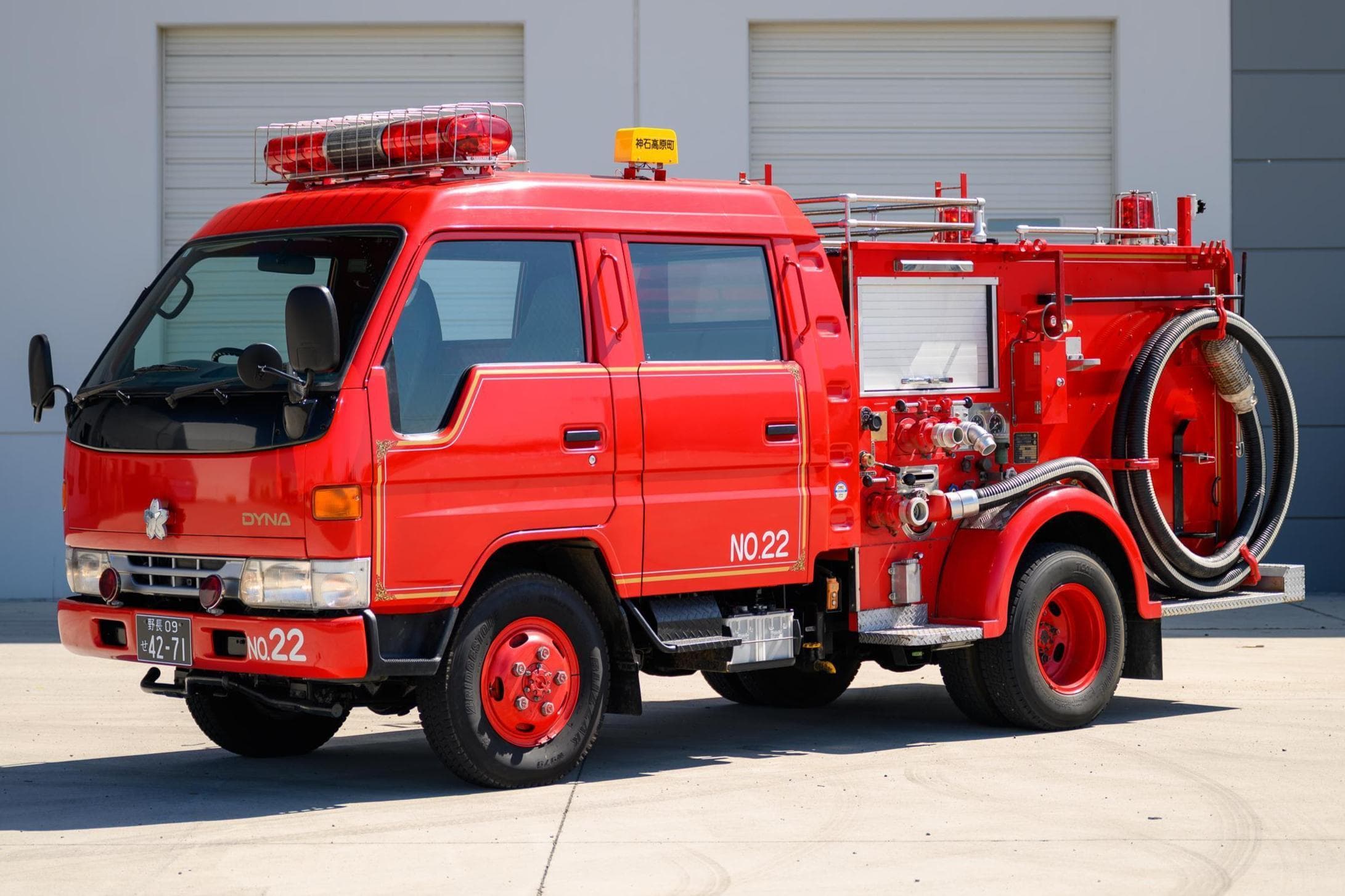 1997 Toyota Dyna sold for $17,900