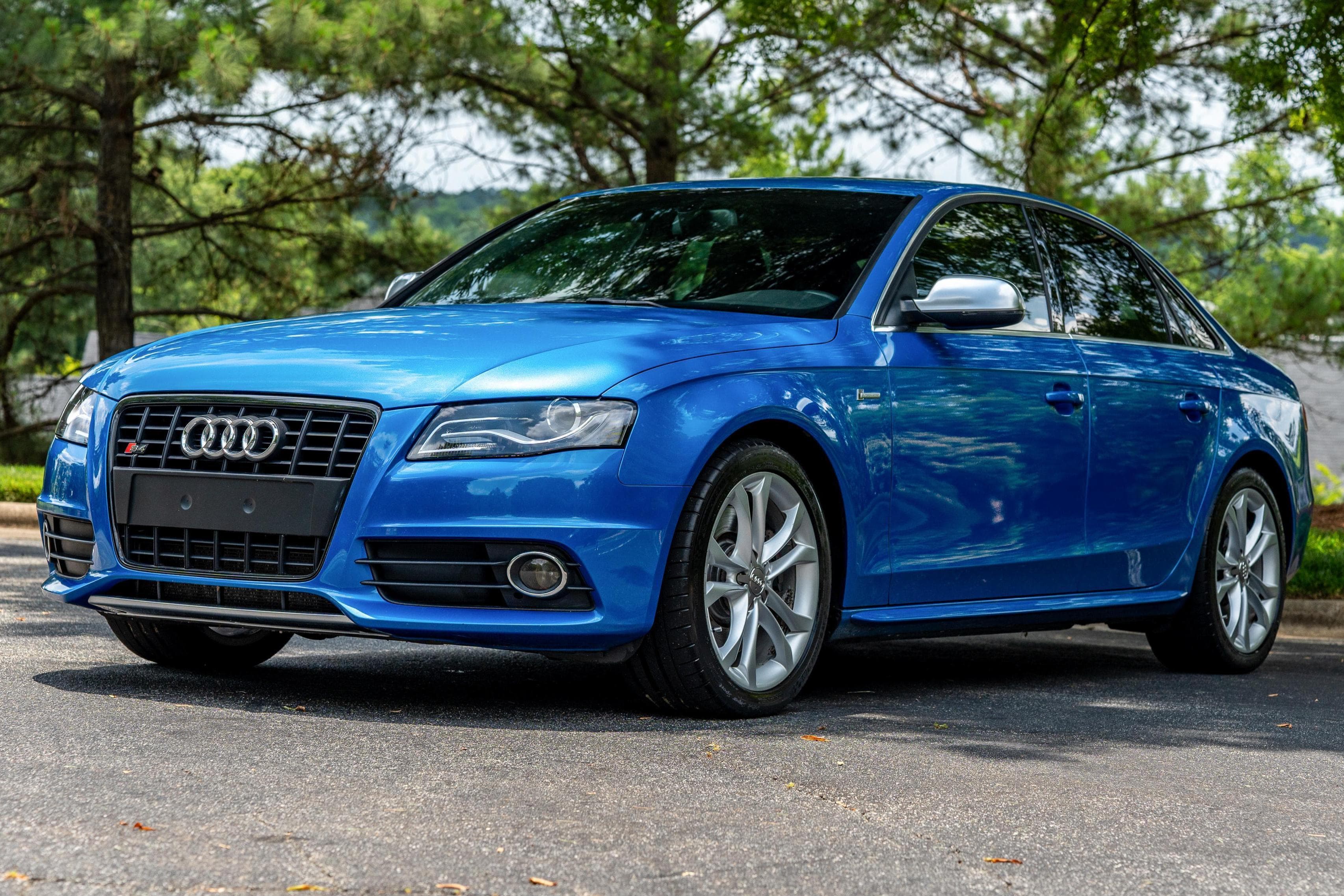 2011 Audi B8 S4 sold for $18,500