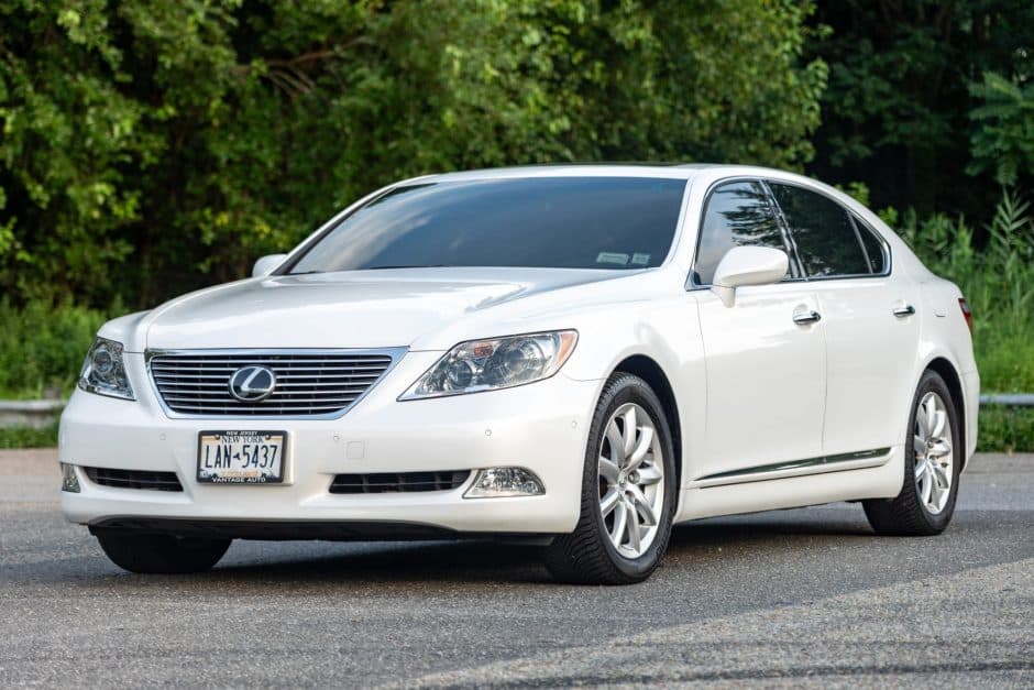 2007 Lexus LS Sedan sold for $21,750