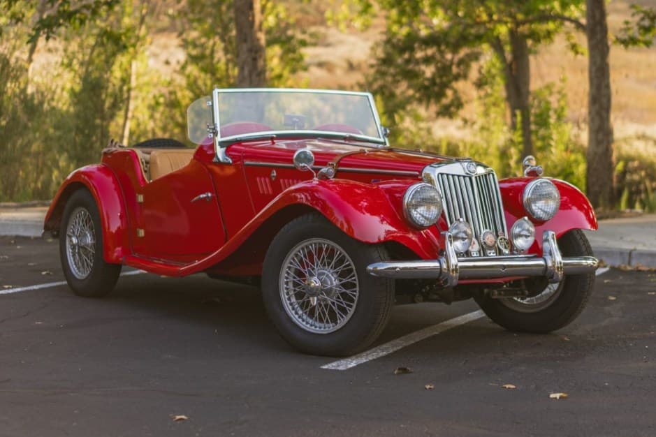 1954 MG TF sold for $18,250