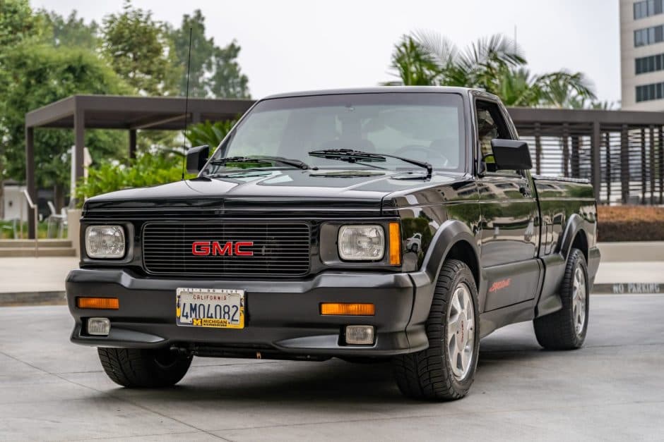 1991 GMC Syclone sold for $32,000
