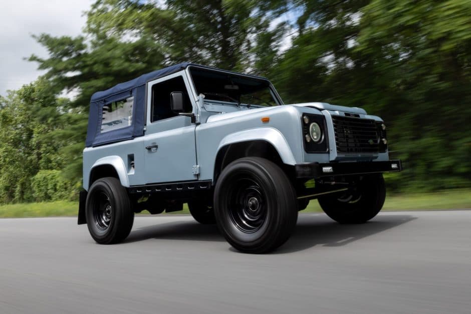 1989 Land Rover 90 / Defender 90 (Euro Spec) sold for $45,250