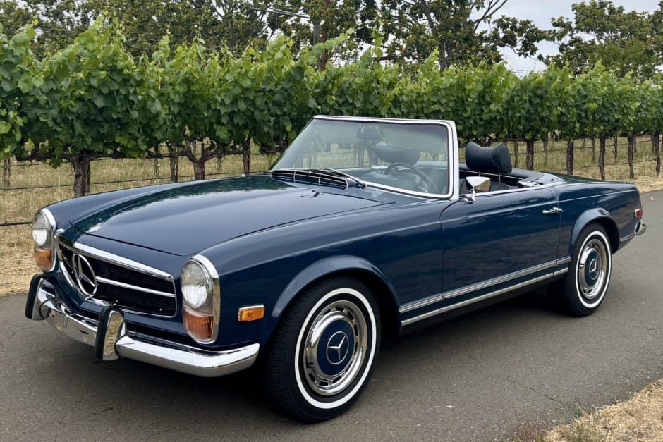 1971 Mercedes-Benz W113 SL sold for $112,000