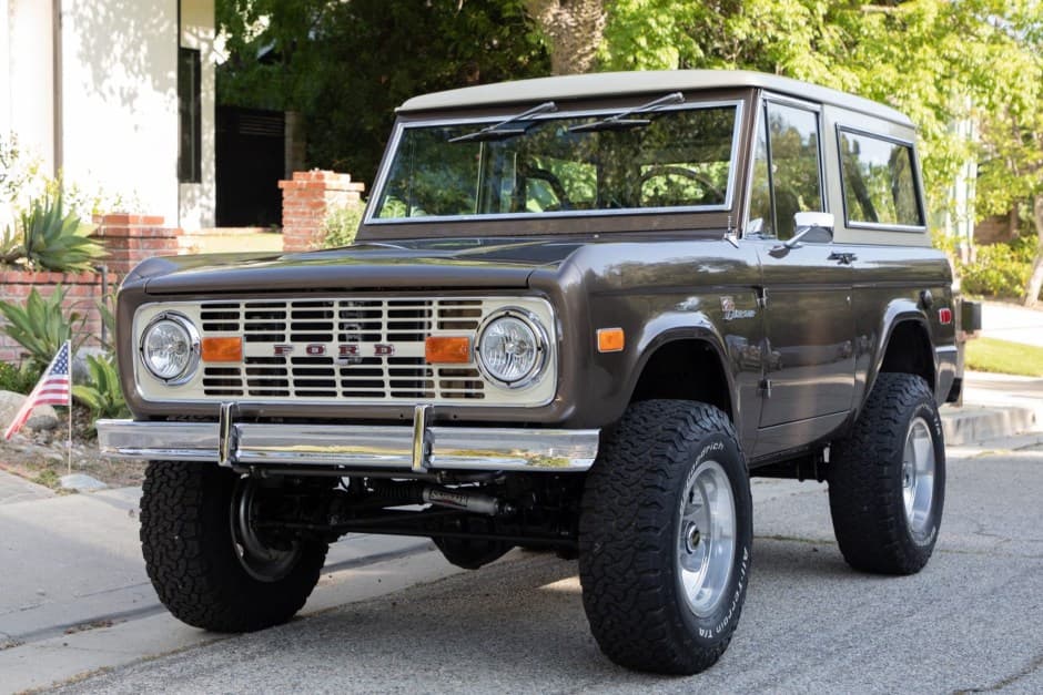 1975 Ford Bronco U13/U14/U15 1966-1977 sold for $140,000