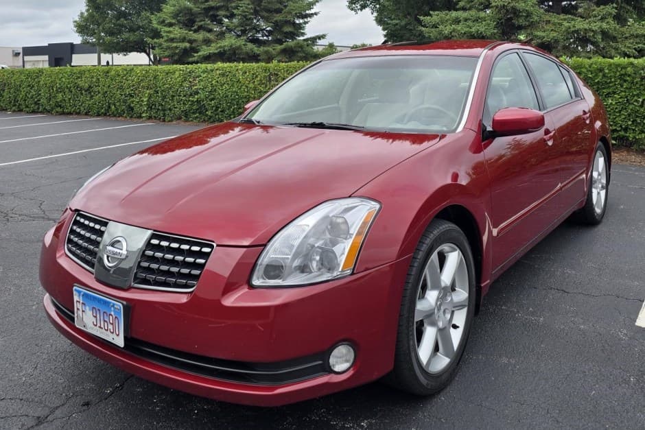 2004 Nissan Maxima sold for $8,380