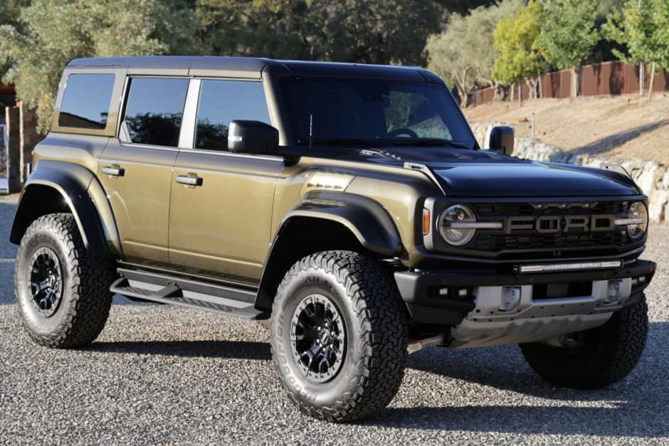 2024 Ford Bronco U725 sold for $75,000