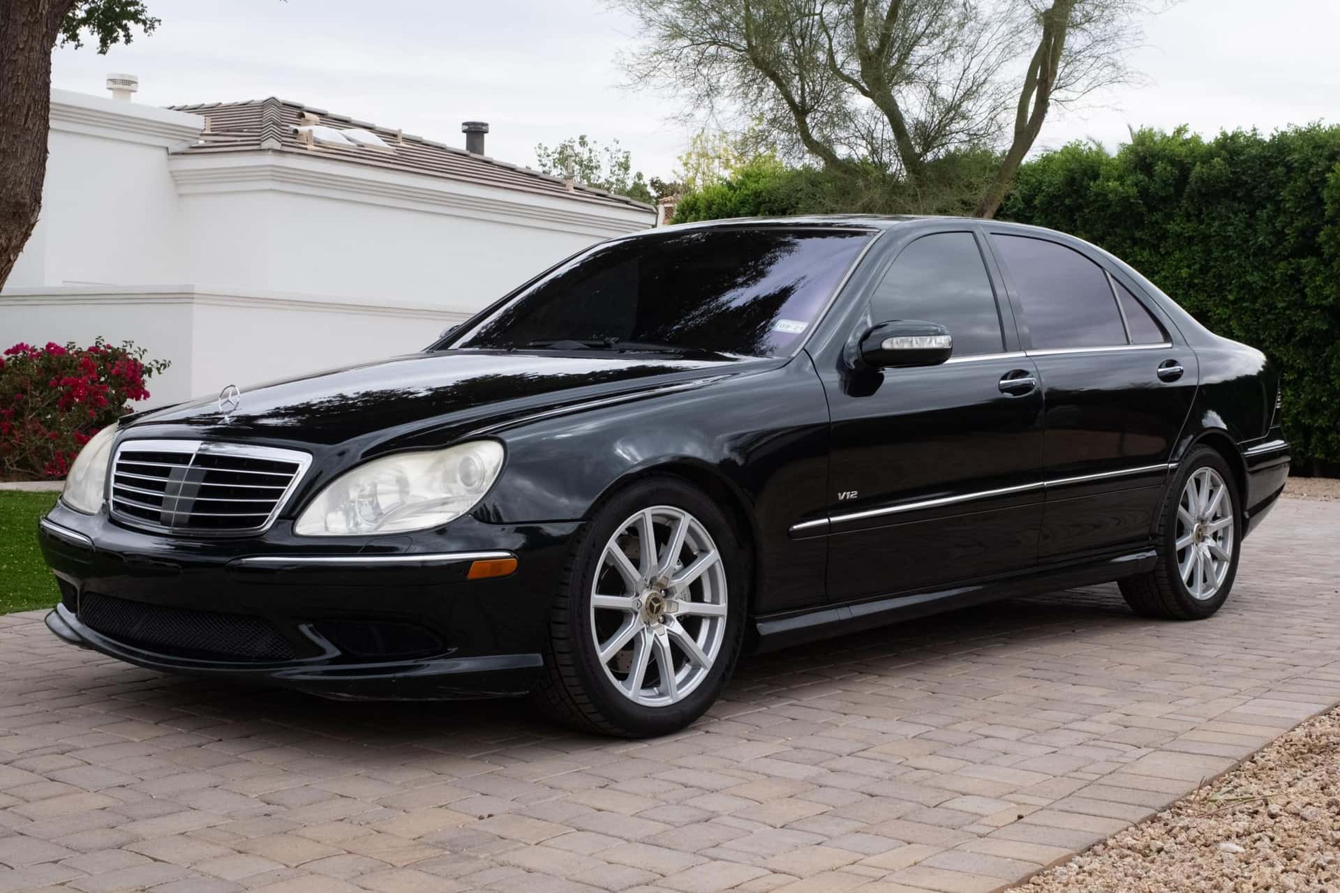 2006 Mercedes-Benz S-Class sold for $6,700