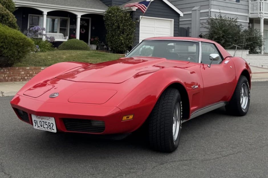 1974 Chevrolet Corvette C3 sold for $12,250