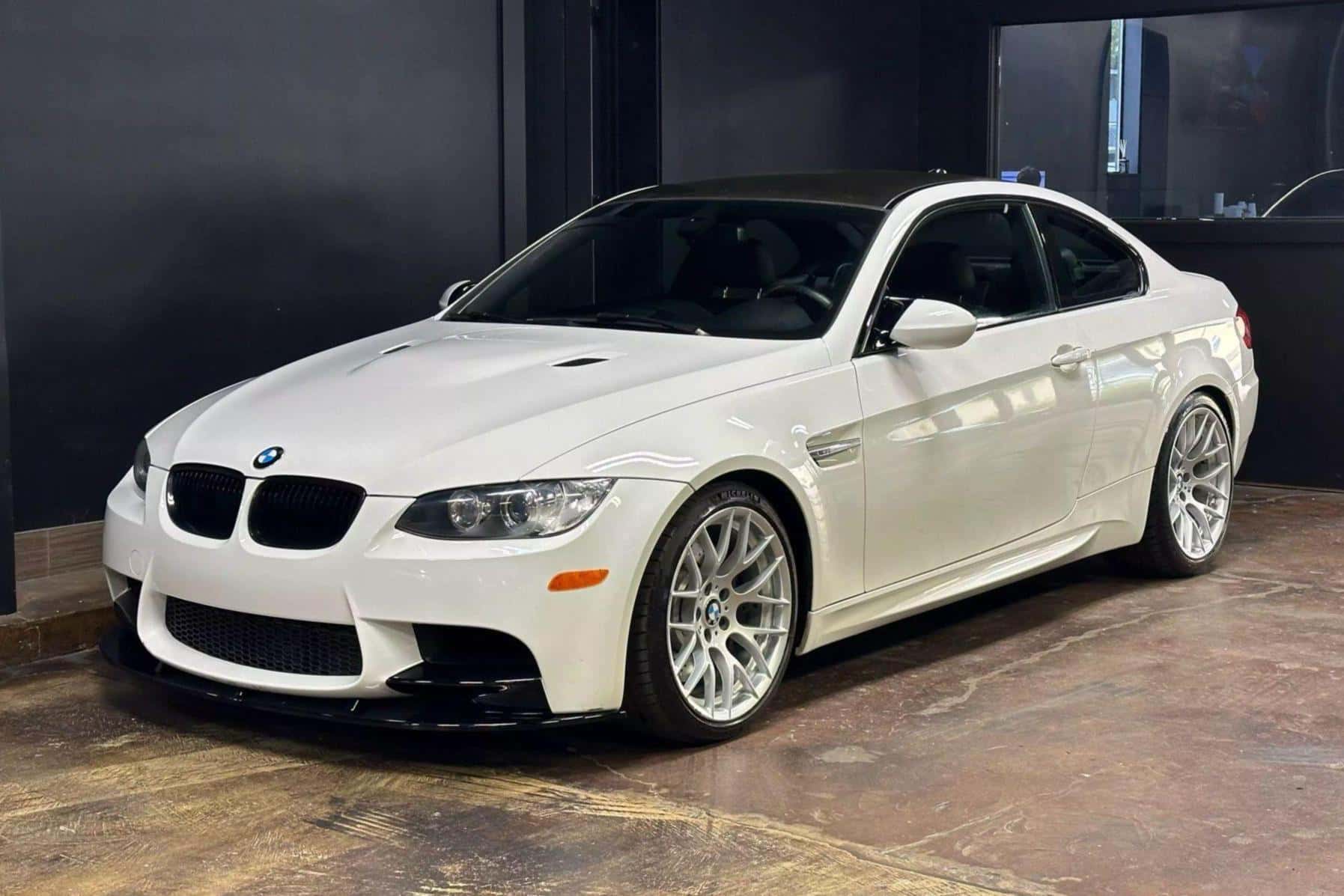 2013 BMW E9X M3 sold for $31,250