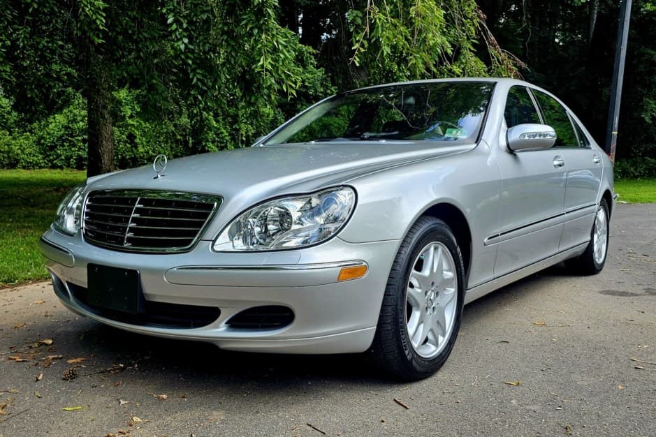 2003 Mercedes-Benz W220 S-Class sold for $14,750